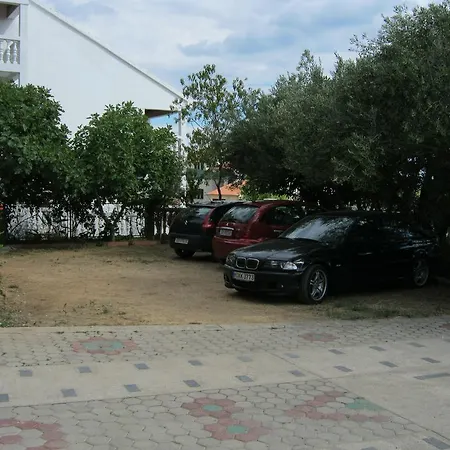 Apartment Nestor Tribalj